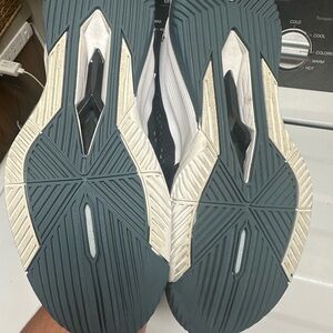 WILSON Womens Women's Rush Pro 4.5 size 9